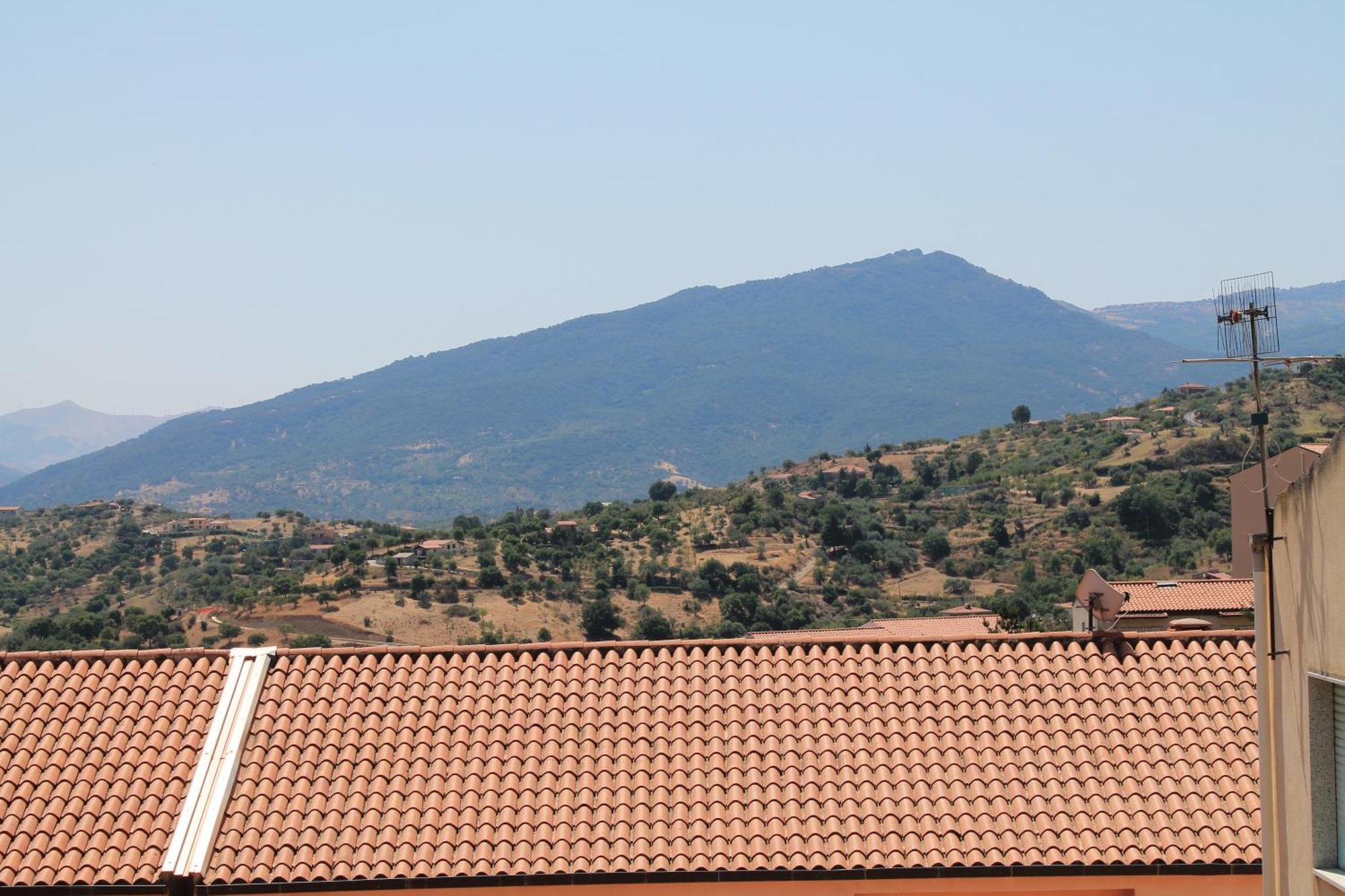 קסטלבונו Hotel Paradiso Delle Madonie מראה חיצוני תמונה